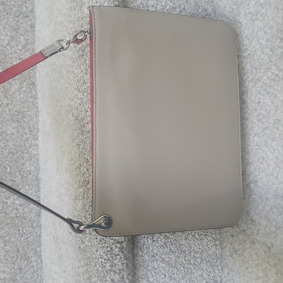 Authentic Christian Louboutin Tote with pouch and dust bag - Picture 7 of 14